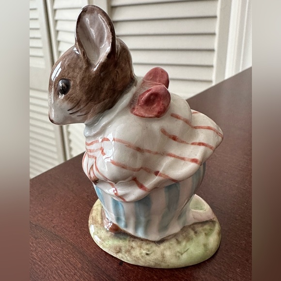 Beatrix Potter figurine “Mrs. Tittlemouse” - Picture 4 of 5